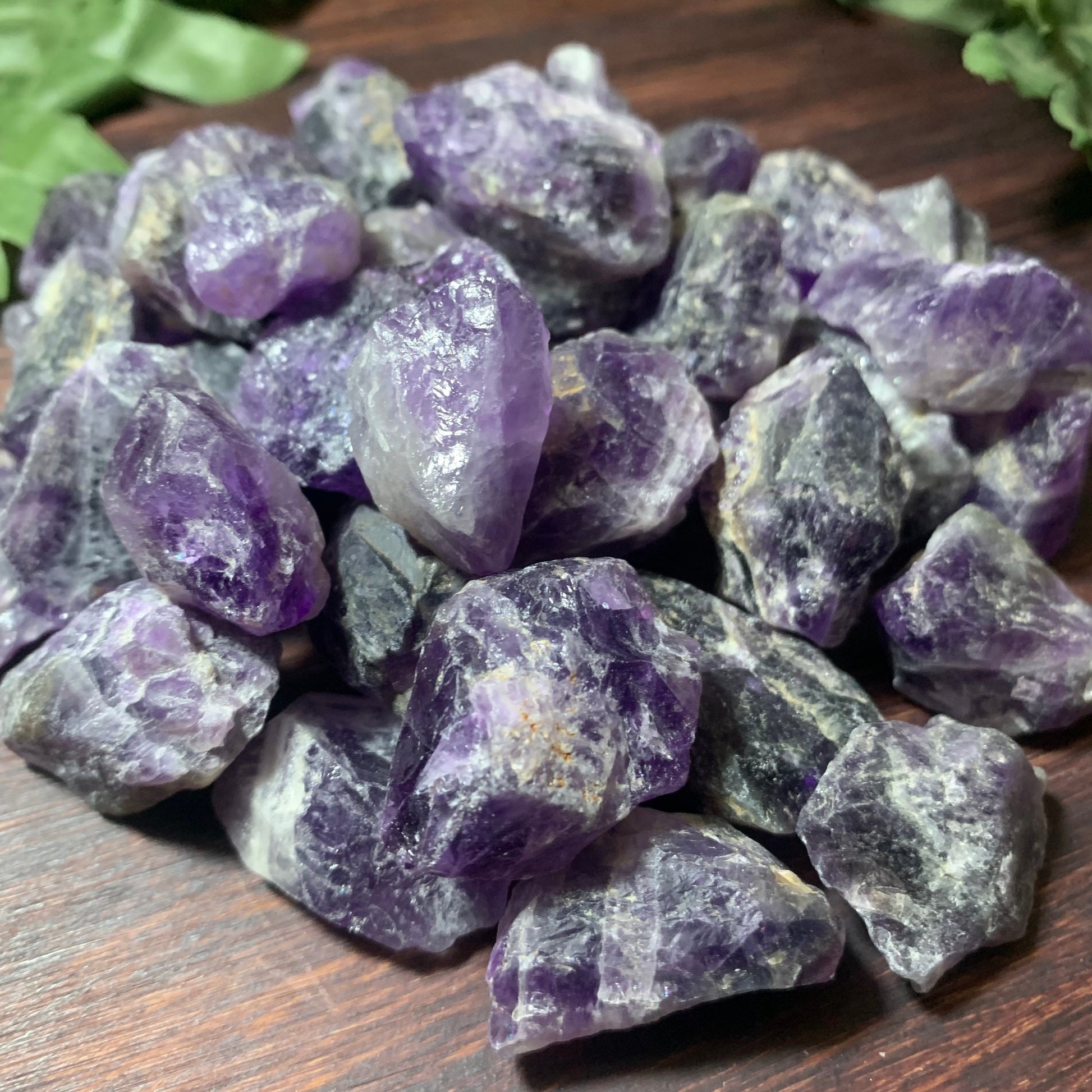 Raw Amethyst crystal (1”)