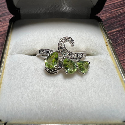 Sterling Silver Peridot Ring - Size 7