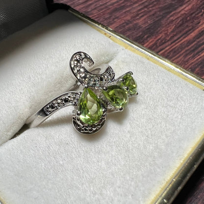 Sterling Silver Peridot Ring - Size 7