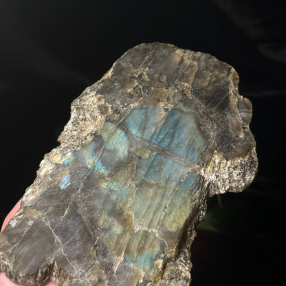 Malagasy Labradorite Close up front